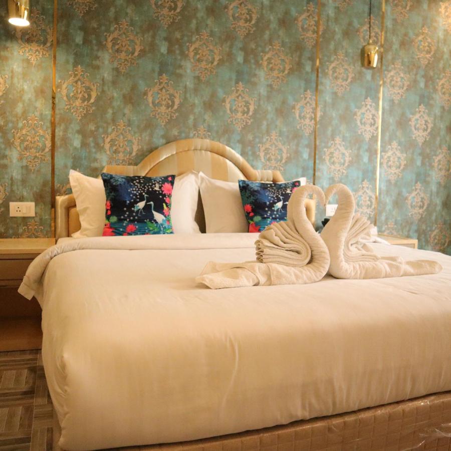 Hotel Casa Aishbagh Lucknow Bagian luar foto