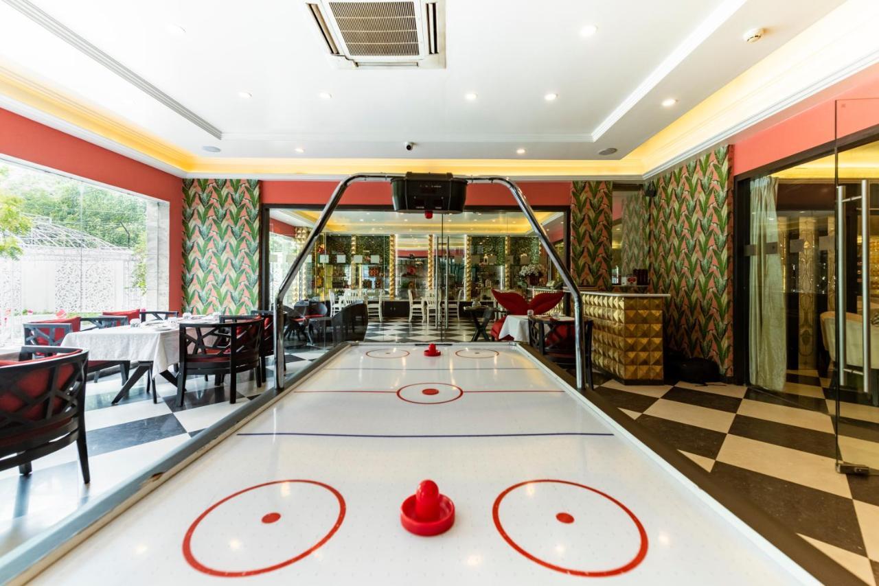 Hotel Casa Aishbagh Lucknow Bagian luar foto